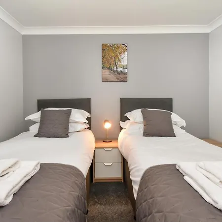 Phoenix Apartment Near The Station *