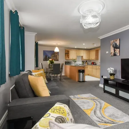 Phoenix Apartment Near The Station 公寓